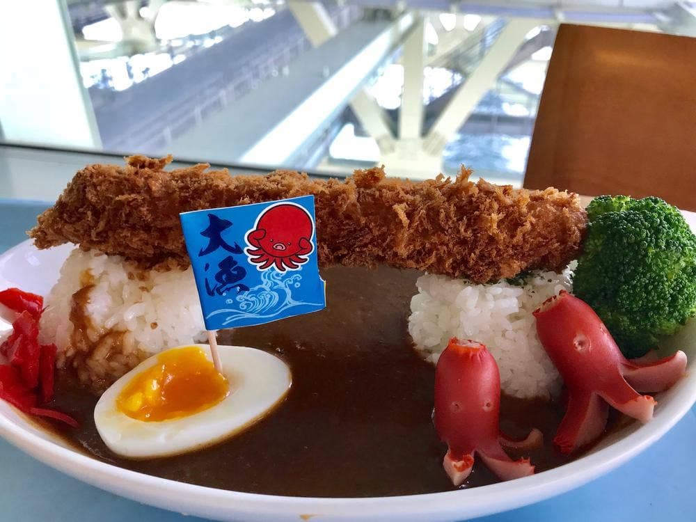 舞子 トムズ カフェ