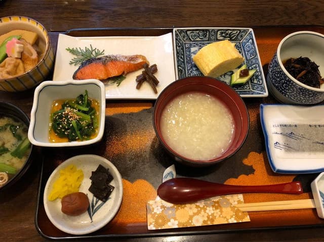 塩田温泉 湯元 上山旅館 食事処 - サブ画像1