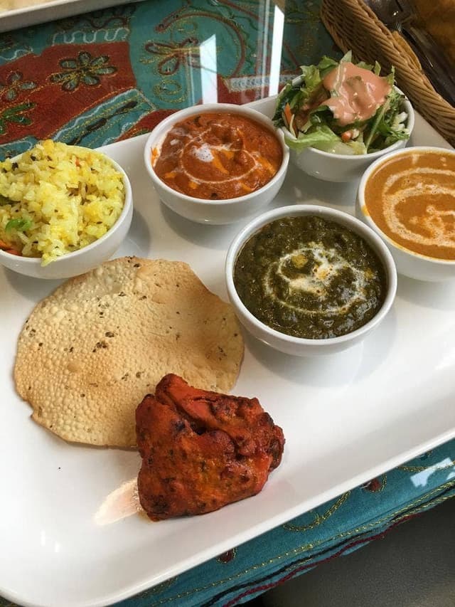 ロイヤルインドレストラン - サブ画像1