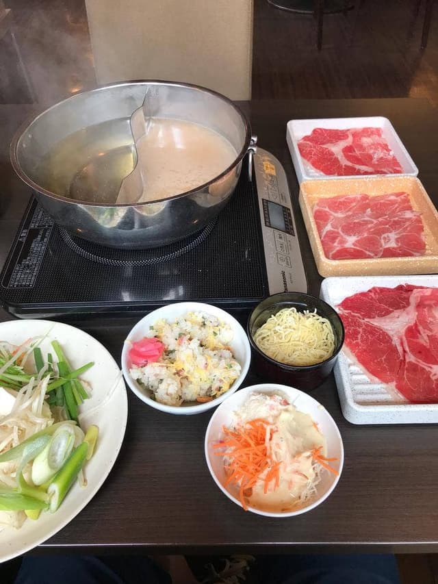しゃぶ葉 豊玉北店 - サブ画像1