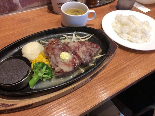 ステーキ&ハンバーグ ダンデライオン - サブ画像3