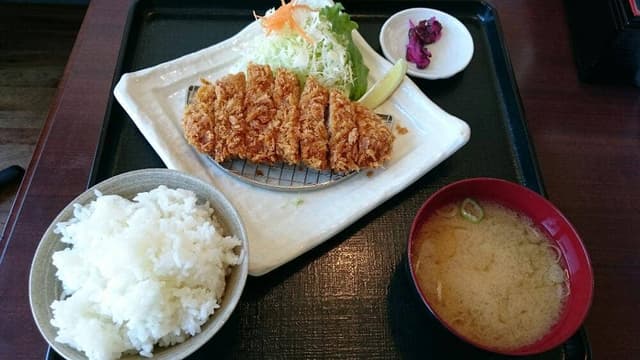 とんかつハウス - サブ画像3