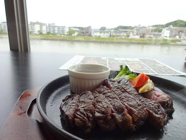 ANZU ステーキとワインの店 - サブ画像1