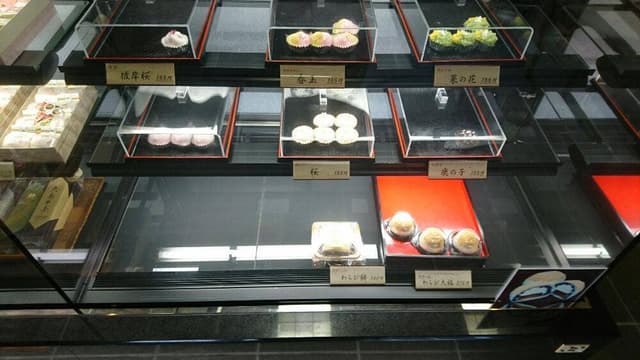 御菓子司 登美家里泉 - サブ画像2