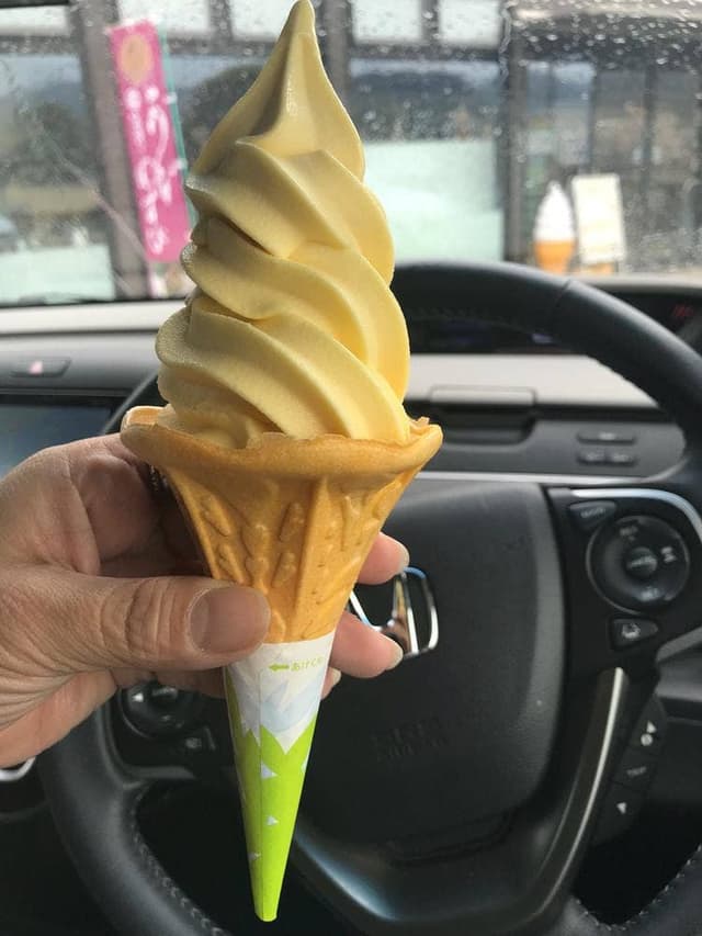 モテナス 山川SA上り ショッピングコーナー - サブ画像1