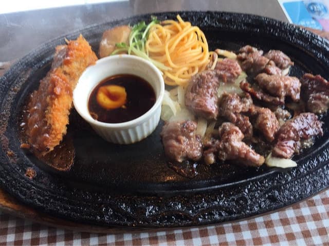 ステーキハウス ドルフィン - サブ画像2