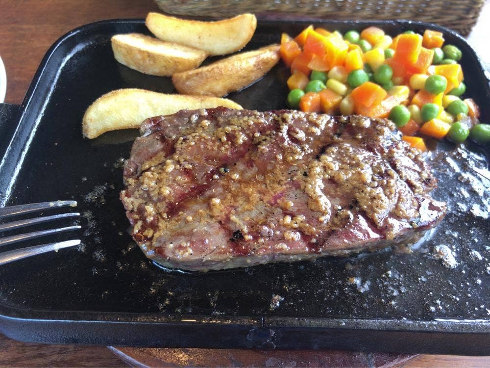 ステーキハウスBISON