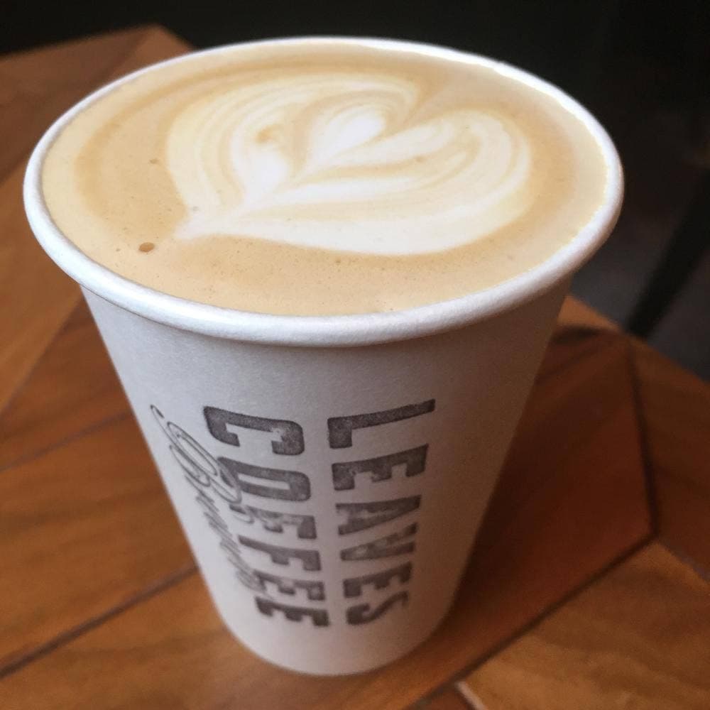 LEAVES COFFEE APARTMENT