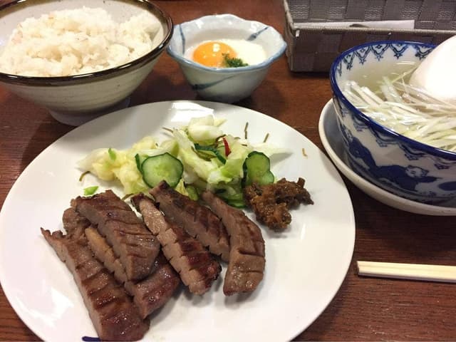 牛たん炭焼 利久 東口分店 - サブ画像3