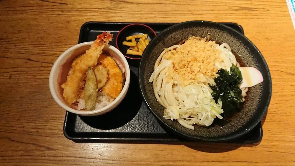 久兵衛屋 越谷弥十郎店