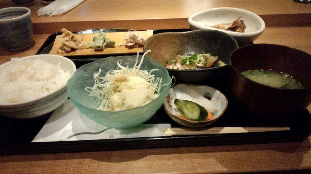 津むら