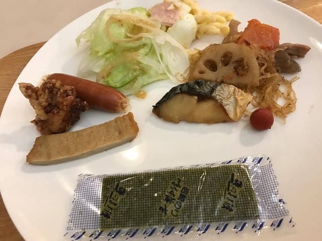 カフェレストラン ル・ヴァン 松山ニューグランドホテル - サブ画像1