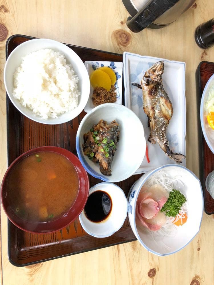 神越渓谷食堂