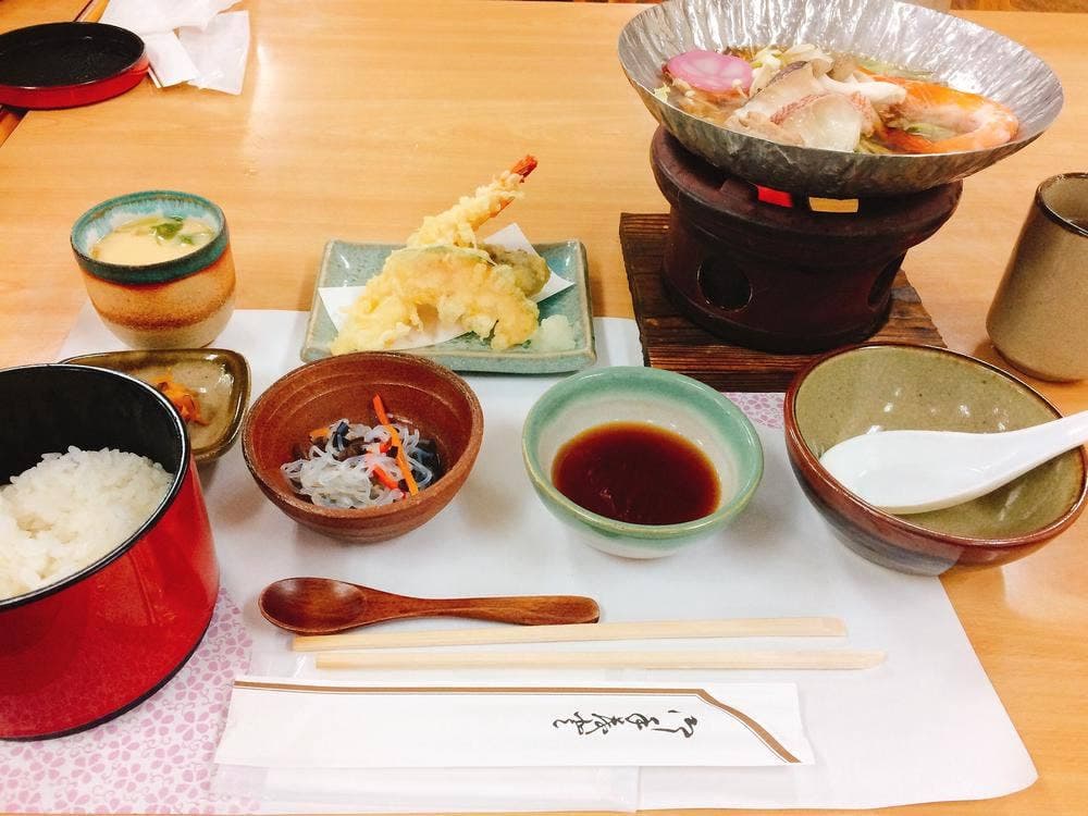 益子焼窯元共販センター 新館レストラン