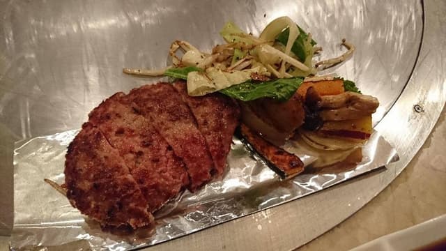 鉄板焼き ステーキ GiGi - サブ画像1