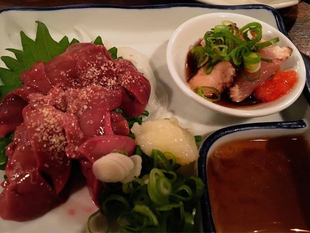 焼き鳥渡鳥本店