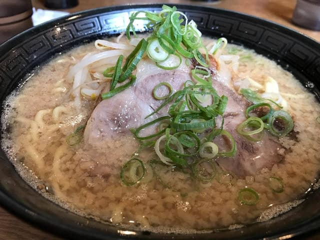 ごぞうらぁめん 鶴市店 - サブ画像1