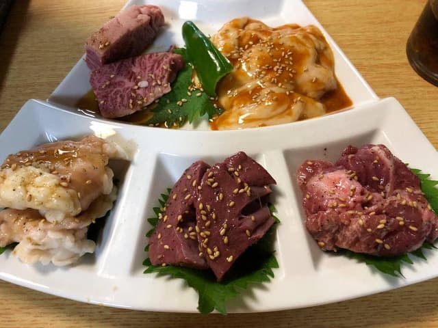 炭火焼肉 ホルモン浜幸 - サブ画像3