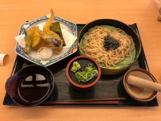 お食事処 本家さぬきや 春日部温泉 湯楽の里 - サブ画像1