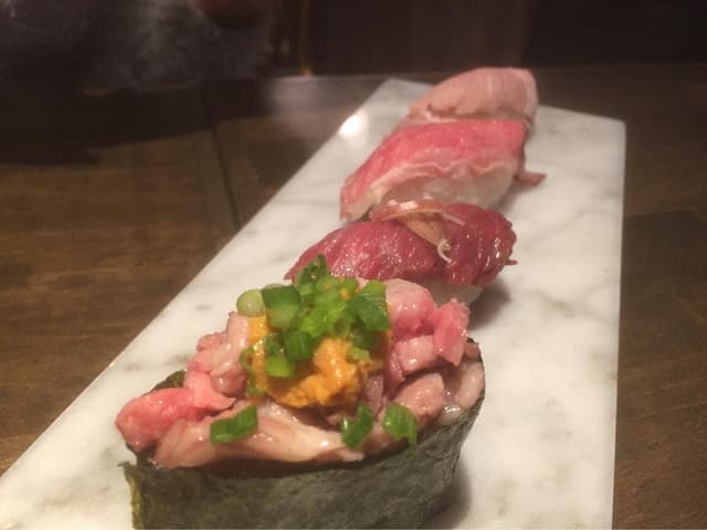 梅田東通り 肉寿司 - サブ画像1
