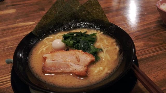 横浜家系濃厚とんこつラーメン 本気家 - サブ画像1
