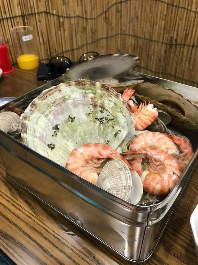 牡蠣小屋海鮮居酒屋ぐんぱち - サブ画像1