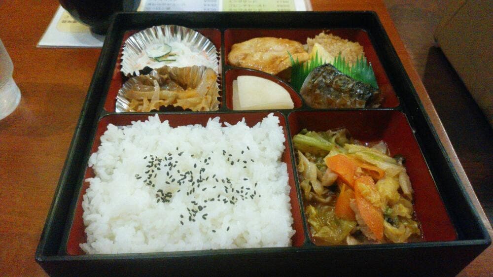 食事処&喫茶 サンセリテ
