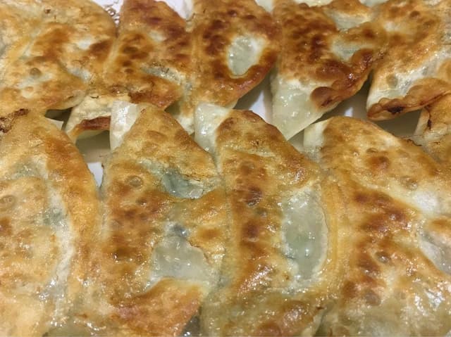 餃子専門店 いろいろ屋 女子大小路店 - サブ画像3