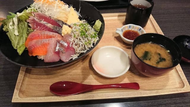 築地海鮮飛賀屋 ならファミリー店 - サブ画像1