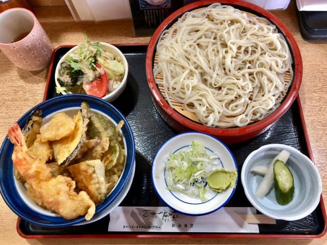 いなにわうどん - サブ画像1