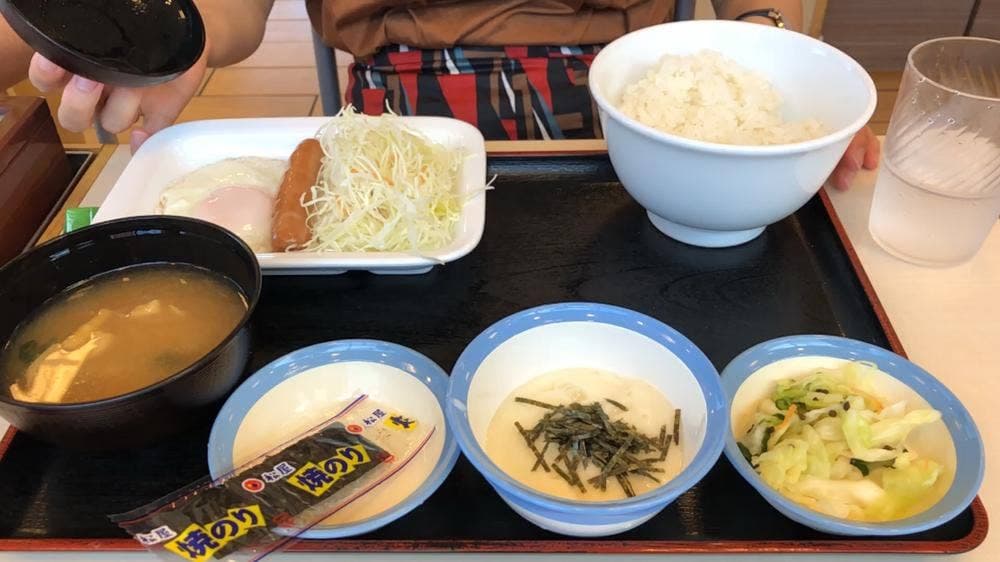 松屋 松山石井店