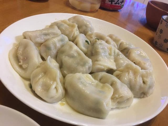 ホワイト餃子 越谷店 - サブ画像2