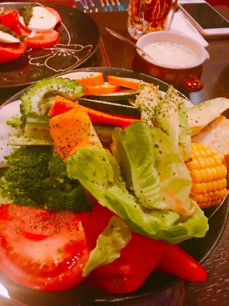 ダイニングバール がじゅまる