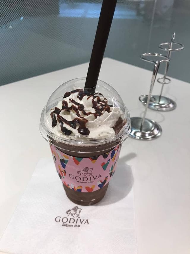 ゴディバ ランドマークプラザ店 - サブ画像3