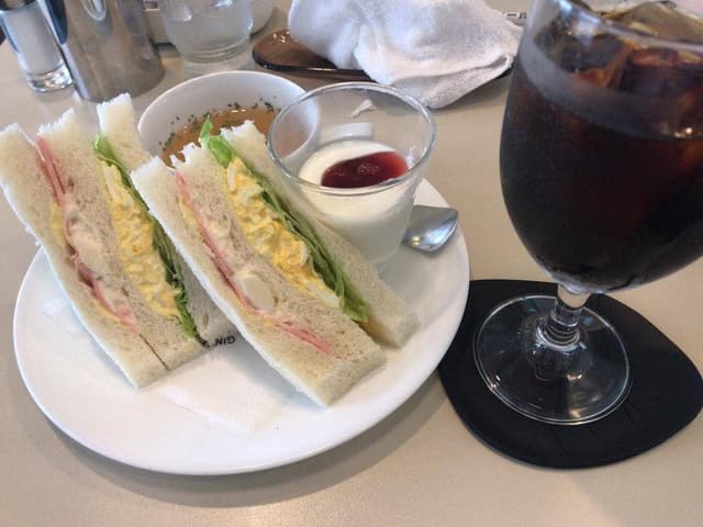 喫茶室ルノアール 池袋北口駅前店 - サブ画像2