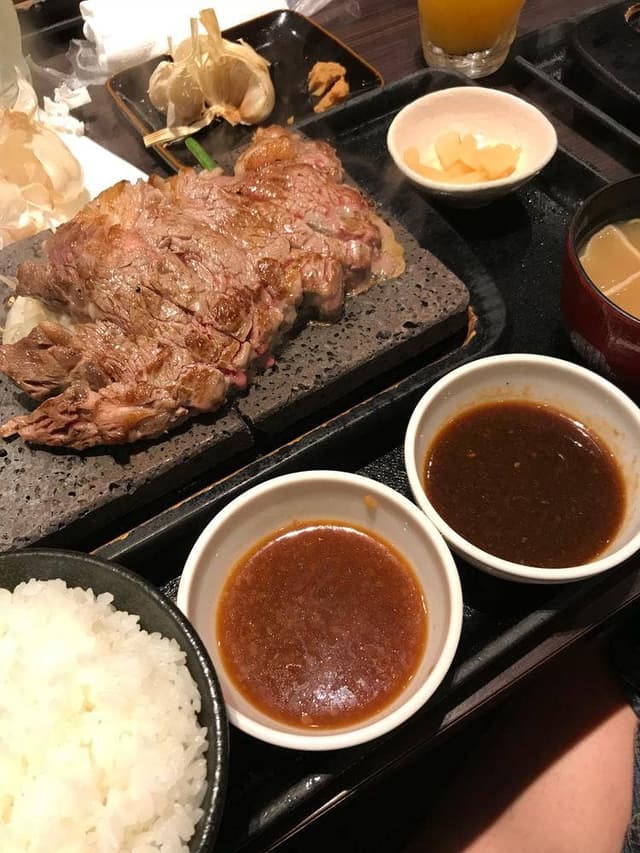 石焼きステーキ贅 明石台店 - サブ画像1