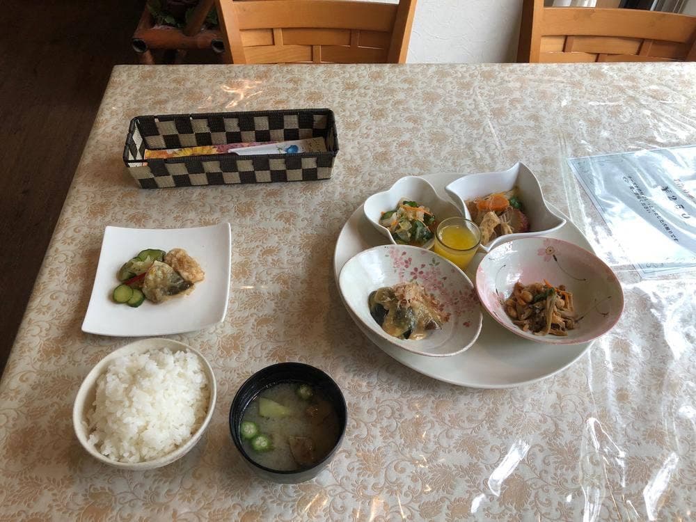 グリーン グリーン