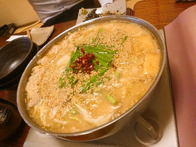 牛もつ鍋 よし藤 - サブ画像3