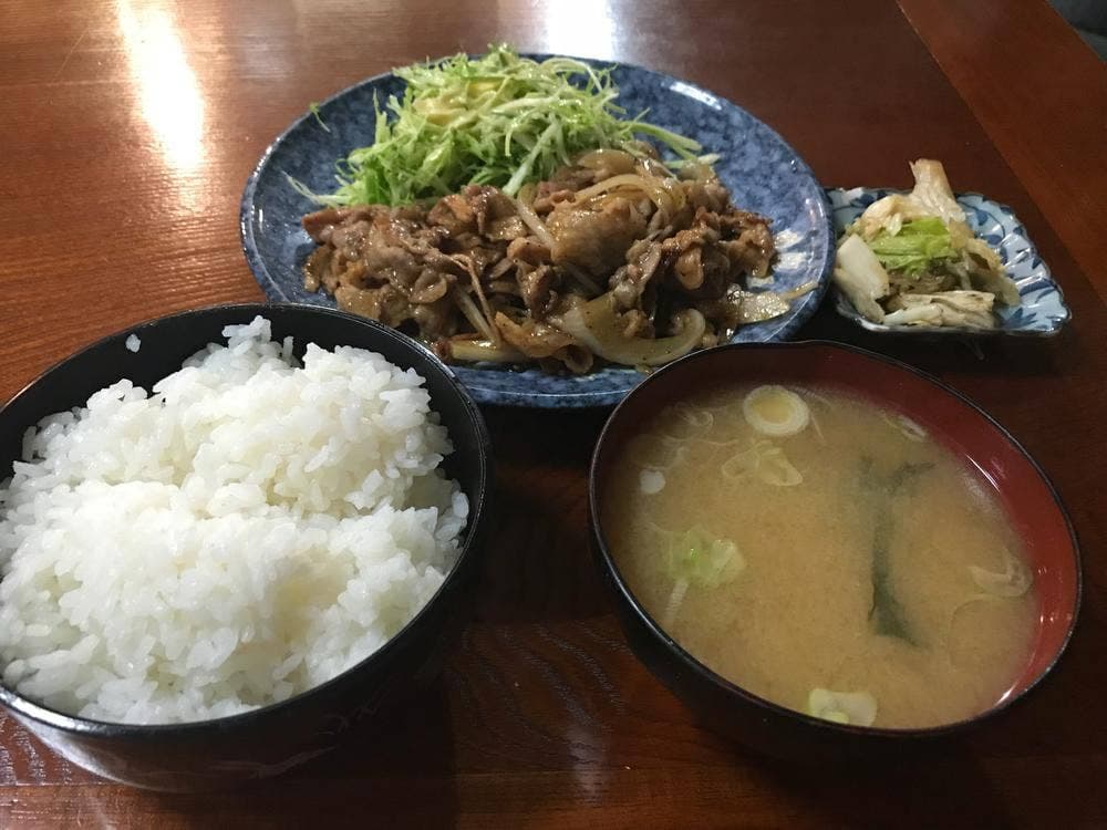 まんぷく亭どん