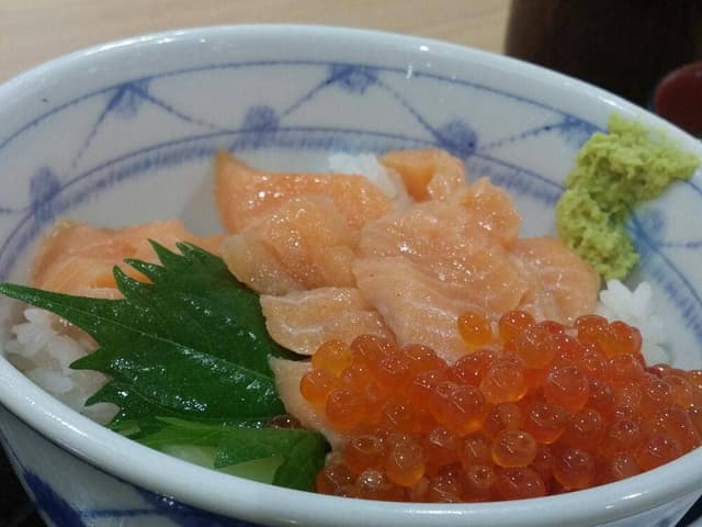 海鮮どんぶり 鮪市場 イオンモール堺鉄砲町店 - サブ画像2