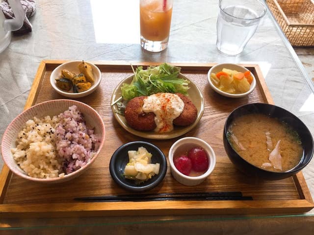 mumokuteki cafe - サブ画像3