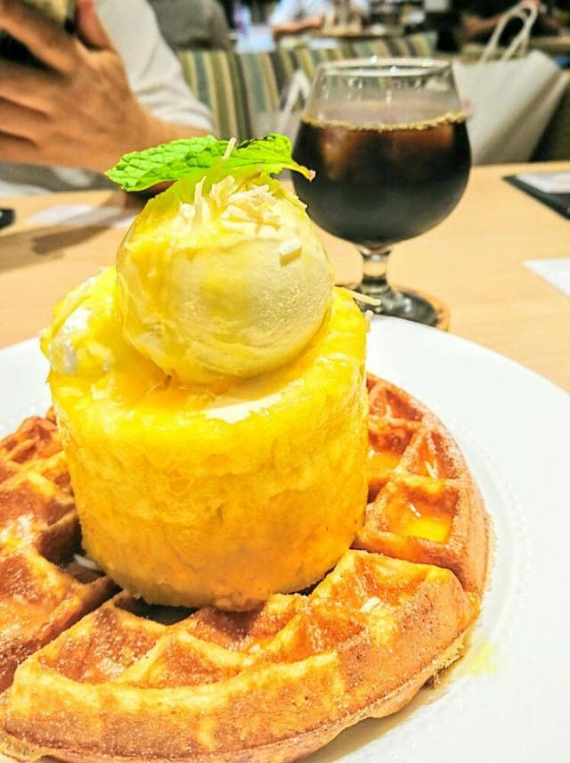 BOOKS&CAFE タカシマヤゲートタワーモール店 - サブ画像2