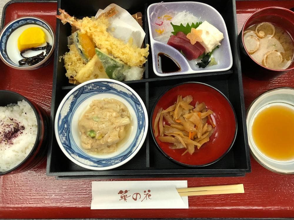 お食事処 菜の花 大谷本廟