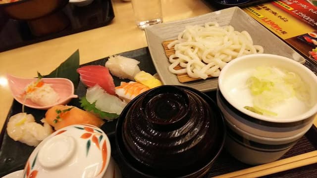 華屋与兵衛 多摩川大橋店 - サブ画像3