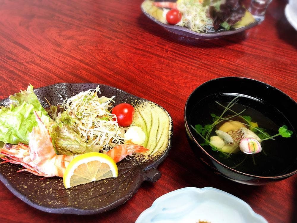 いけす料理 肥前屋