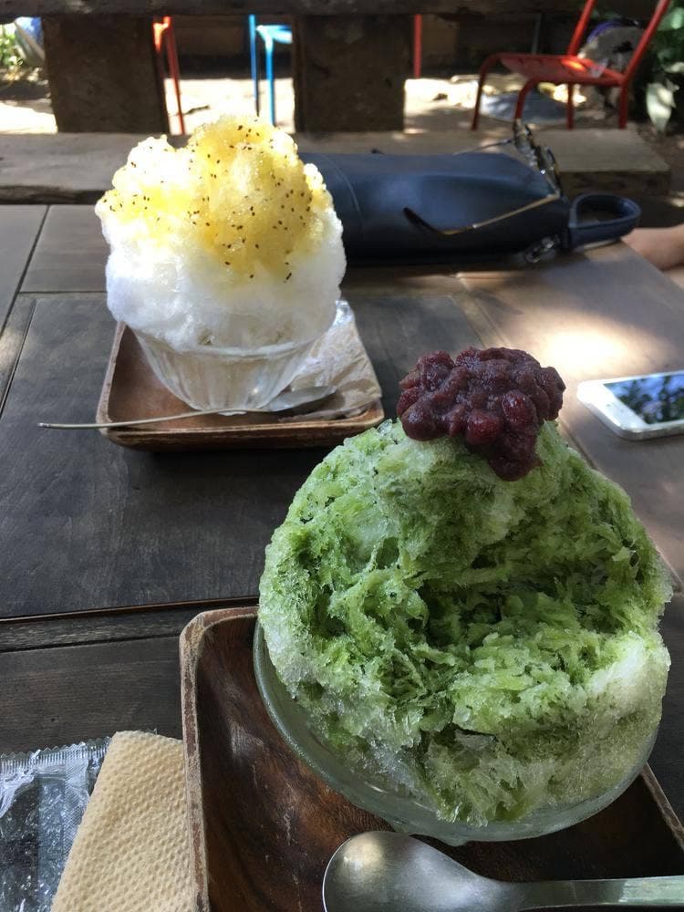 ガーデンカフェバー ウララ