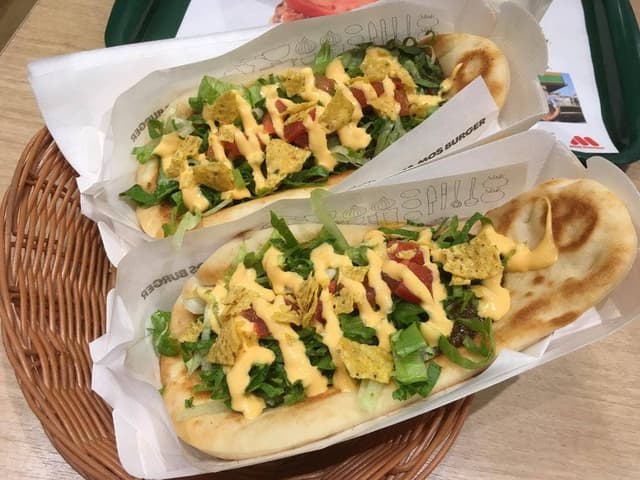 モスバーガー 川崎アゼリア店 - サブ画像2