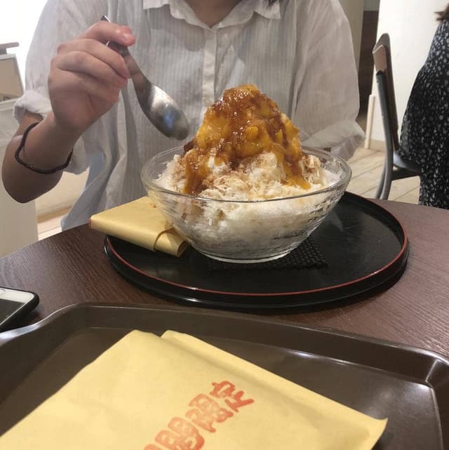 幸せの黄金鯛焼き 県立美術館前店 - サブ画像3