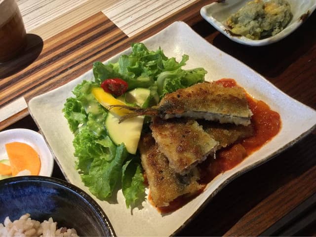 カマタ食堂 - サブ画像3