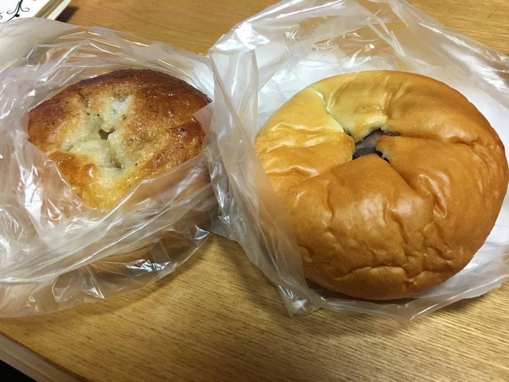 HAPPY BAKER